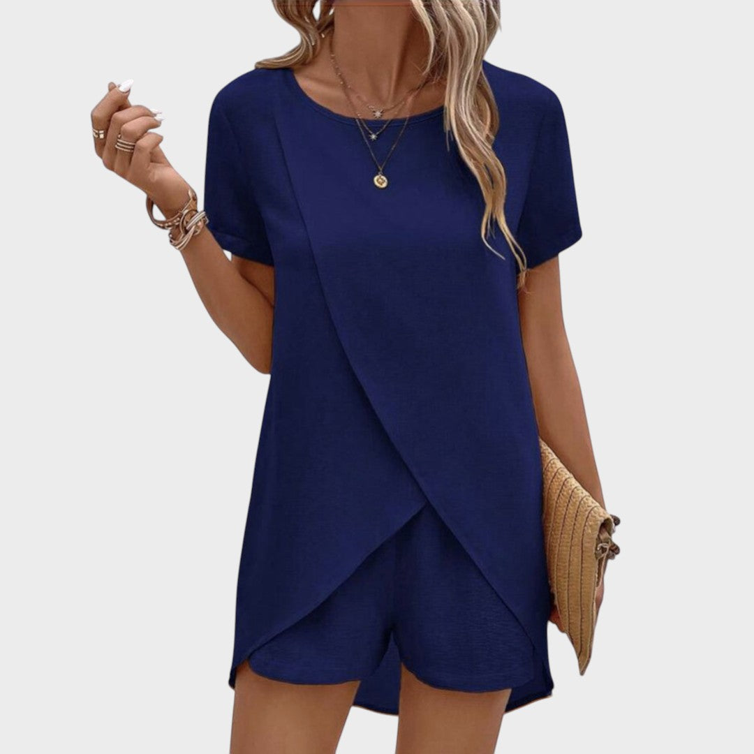 Lorena – Elegantne Suvine Koordineeritud Komplekt" saab ümber kirjutada kui "Lorena – Elegantne Suvine Komplekt Koordineeritud Stiilis.