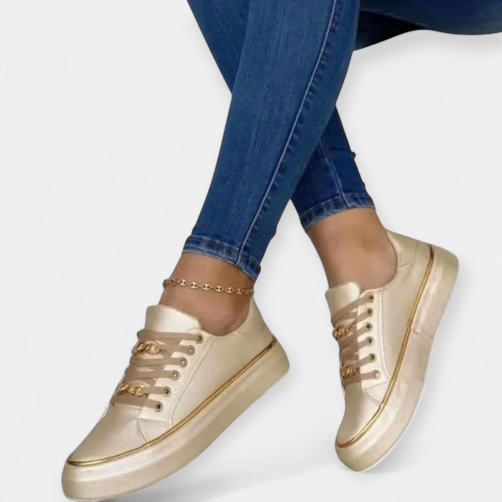 Stiilsed Jalatsid Käimiseks