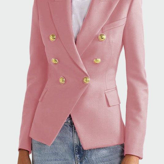 Traditsioonilise lõikega ülikond